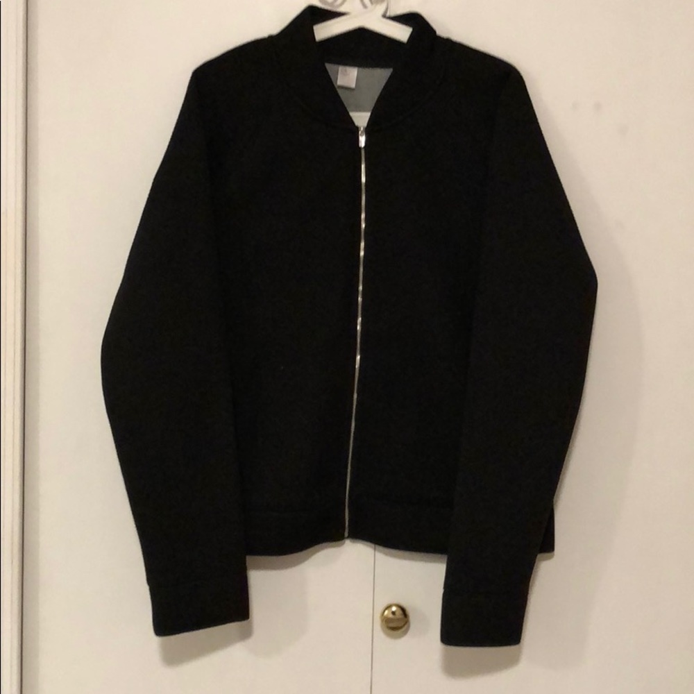 NEVER WORN Gap Fit jacket.